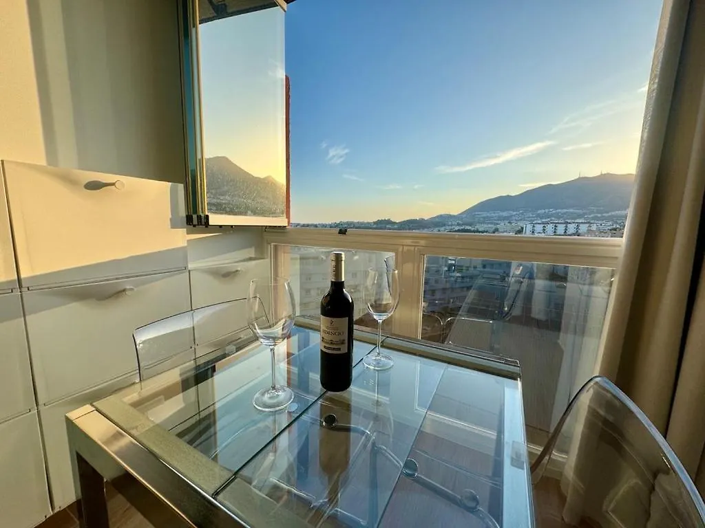 Loft Con Bonitas Vistas En Benalmadena Apartment